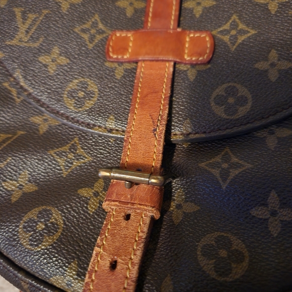 LV Chantilly shoulder/crossbody - Picture 4 of 12